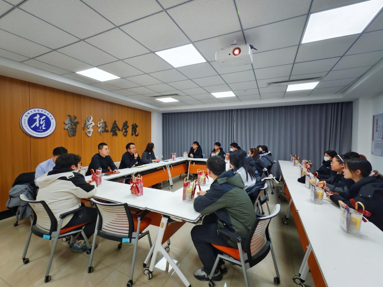 91国产
组织开展考研学生关怀活动暨考前诚信教育和安全提示工作